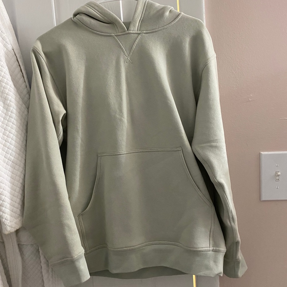 Lululemon Sweatshirt